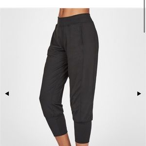 Sweaty Betty Garudasana Lightweight Trousers, NWT, size M
